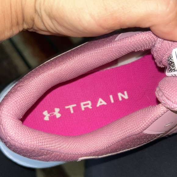 Under Armour Sneakers - Picture 4 of 6